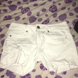 American Eagle white shorts, size 4